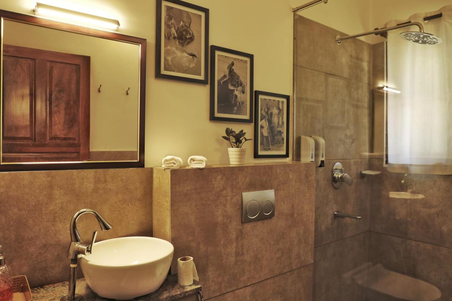 ホテル Vala House チェライ・ビーチ エクステリア 写真
